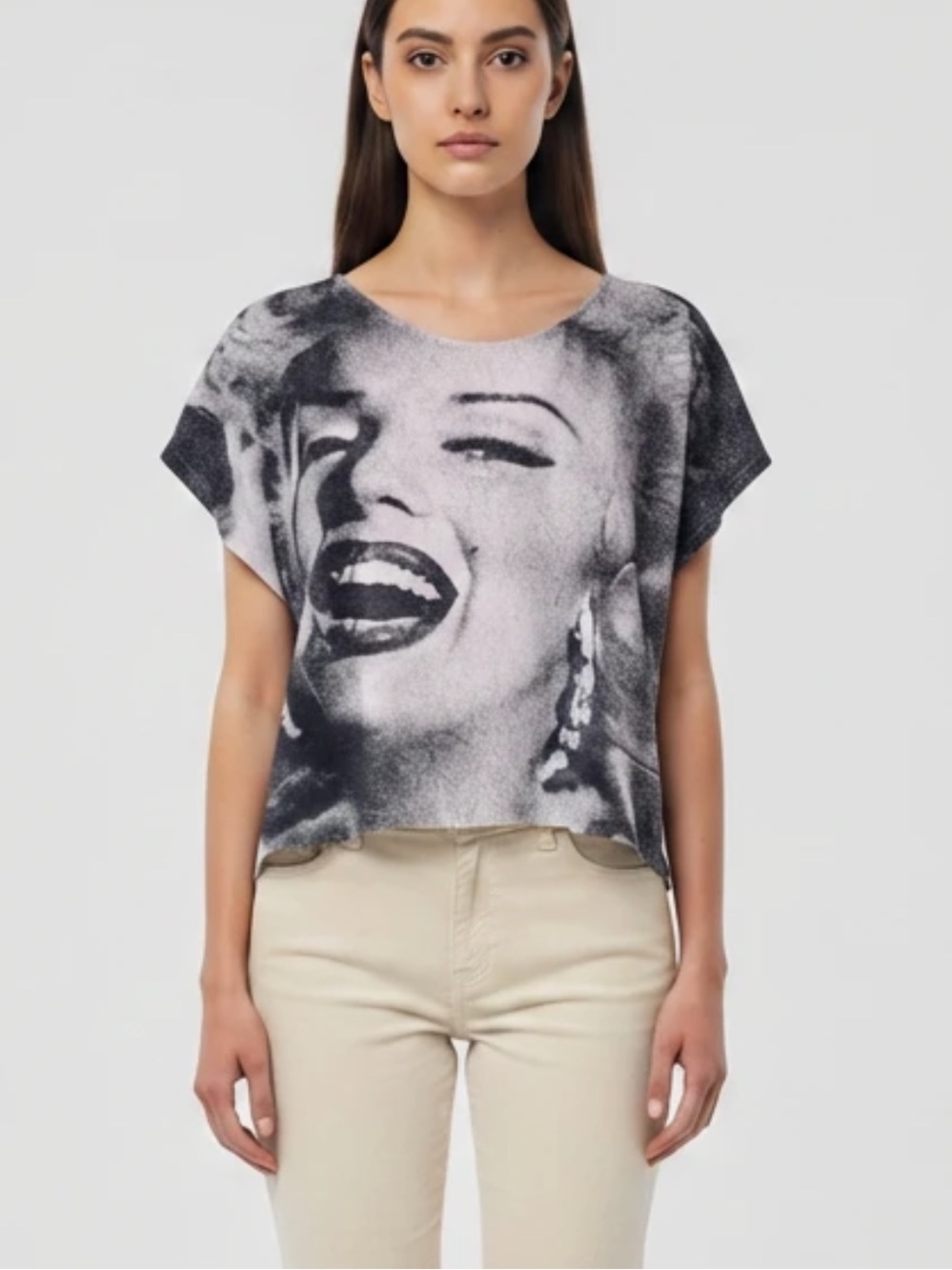 Marilyn Monroe Black and White Graphic Short dolman Sleeve Women's Top
